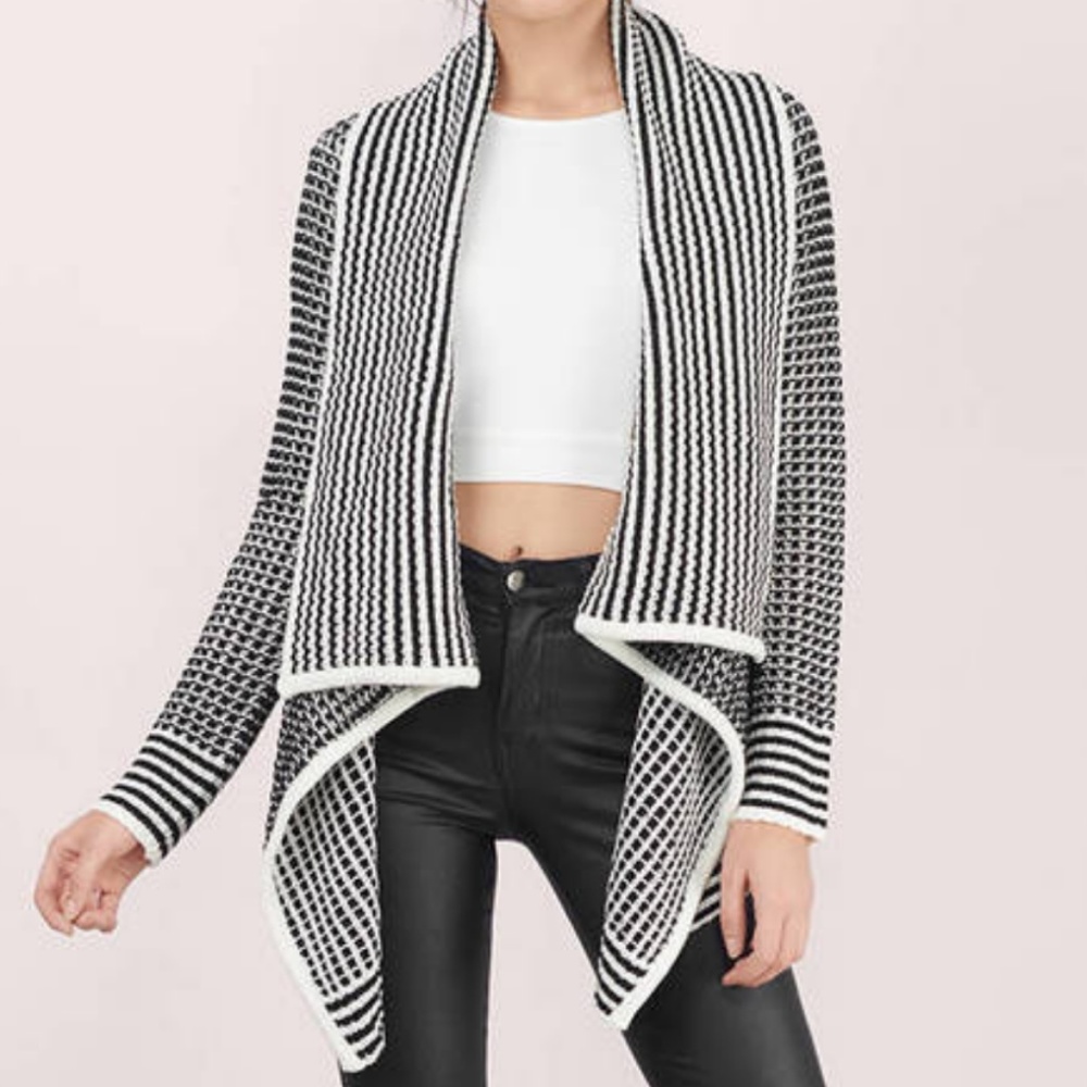 Black and White Pattered Cardigan